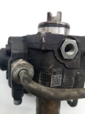 TOYOTA RAV 4 A4 (2012–2018) Kütusepump 221000R050 - 4