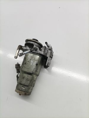 TOYOTA RAV 4 A4 (2012–2018) Kraftstofffiltergehäuse 23390YZZAA - 3