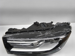 AUDI Q5 (2017–2026) Headlight 80A941005 - 2