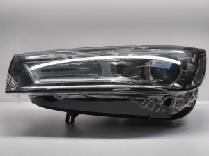 AUDI Q5 (2017–2026) Headlight 80A941005 - 4