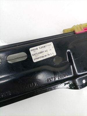 Jaguar XE (2015–2026) Esiukse aknatõstuk ja selle osad GX7323201AC - 2