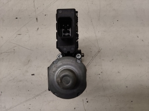 Opel Astra H (2004–2010) Front door window regulator motor 2513000516 - 2