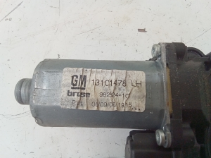 Opel Astra H (2004–2010) Esiukse aknatõstuki mootor 13101478 - 2