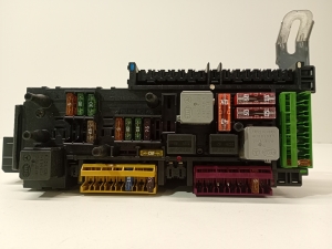 Mercedes Benz C-Class 204 (2007–2014) SAM -plokk 2049060205 - 3