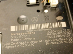 Mercedes Benz C-Class 204 (2007–2014) SAM -plokk 2049060205 - 5