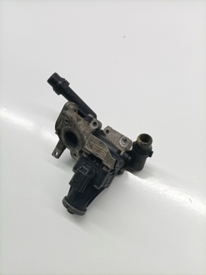 Jaguar XE (2015–2026) EGR vārsts G4D39D475AA - 3