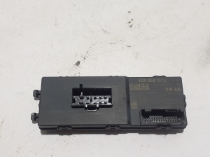   Trunk lid control module  - 5Q0959107L 