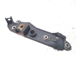 Opel Vectra B (1995–2002) Priekšējā bampera kronšteins 90464526 - 2