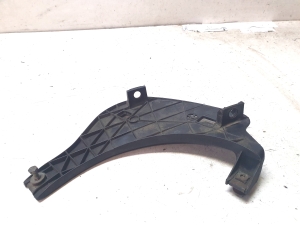 AUDI A4 B6 (2000–2005) Esitule kinnitus 8E0941453 - 4