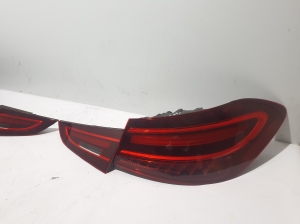   Eckleuchte hinten  -  