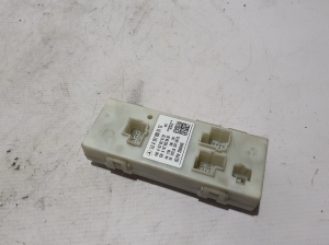 Mercedes Benz GLE-Class 167 (2019–2026) Trunk lid control module A1679005113 - 3