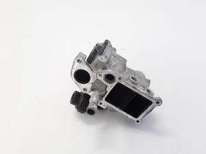  EGR valve 