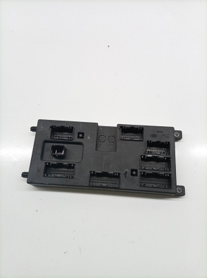 Jaguar XE (2015–2026) Komforta bloks GX7314F041AJ - 2