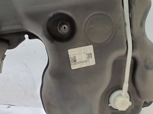Mercedes Benz GLE-Class 167 (2019–2026) Kütusepaak A1674707804 - 3