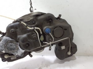 Mercedes Benz GLE-Class 167 (2019–2026) Kütusepaak A1674707804 - 5