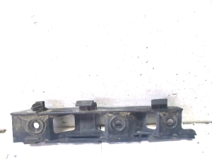Volkswagen Passat B6 (2005–2010) Priekšējā bampera kronšteins 3C0807183 - 2