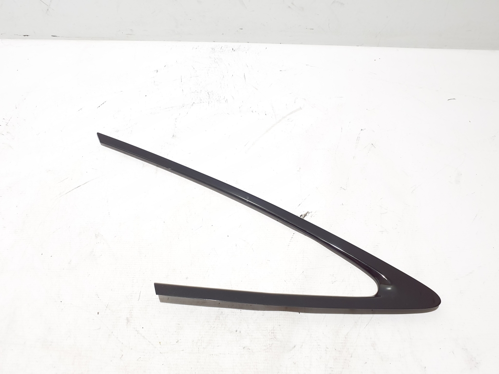 Mercedes Benz GLE-Class 167 (2019–2026) Rear quarter window outer molding A1676732900 Mercedes Benz GLE-Class 167 (2019–2026) Rear quarter window outer molding A1676732900