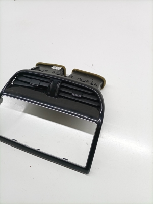 Jaguar XE (2015–2026) Salongi ventilatsioonirestid GX73014L21BB - 2
