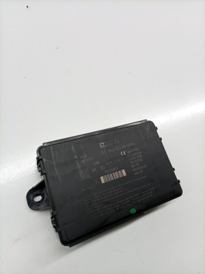 Jaguar XE (2015–2026) Control unit FK7219H440AD - 2