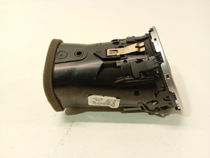 Mercedes Benz C-Class 204 (2007–2014) Luftdüse Innenraum A2048308754 - 3