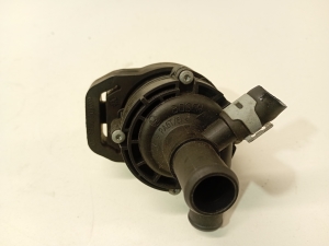 Mercedes Benz C-Class 204 (2007–2014) Tsirkulatsioonipump A2118350028 - 3