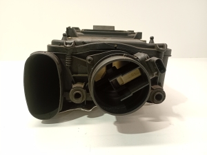 Mercedes Benz C-Class 204 (2007–2014) Õhufiltri korpus A6510901101 - 3