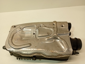 Mercedes Benz C-Class 204 (2007–2014) Õhufiltri korpus A6510901101 - 4