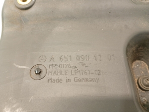 Mercedes Benz C-Class 204 (2007–2014) Õhufiltri korpus A6510901101 - 5