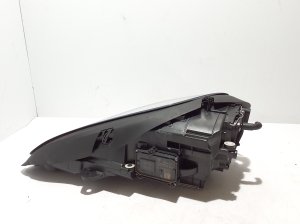 Porsche Macan (2014–2026) Headlight 95B941010BD - 4
