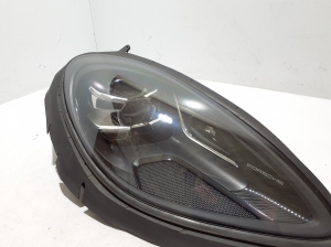 Porsche Macan (2014–2026) Headlight 95B941010BD - 6