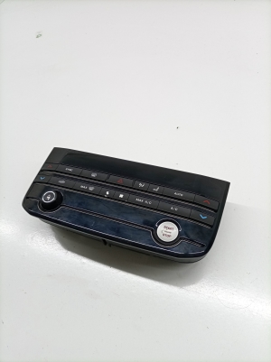 Jaguar XE (2015–2026) Heater control panel GX7318C858GF - 2