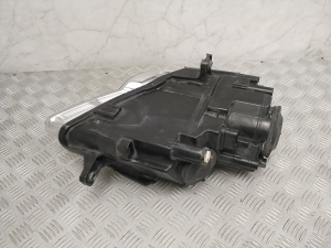 Volkswagen Passat B6 (2005–2010) Headlight 3C0941005J - 4