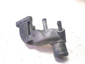 Volkswagen Touareg I (2002–2010) Cita termostata detaļa 070121133C - 6