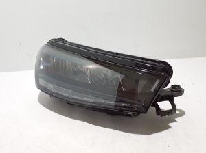 Skoda Fabia MK 4 (2021–2026) Scheinwerfer vorne 6VB941016 - 6