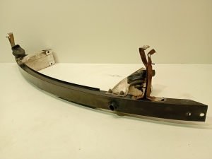 Mercedes Benz C-Class 204 (2007–2014) Esikaitseraua tala ja selle osad 2076204600 - 2