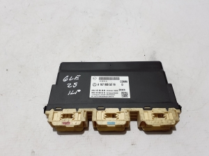 Front seat control unit - A1679005219