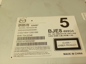 Mazda 3 (2013–2018) Radio (head unit) bje8669g0 - 3