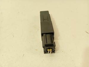 Mazda 3 (2013–2018) Antenna amplifier kd45676nxa - 4
