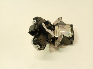 Mazda 3 (2013–2018) Trunk lid lock c6728 - 4