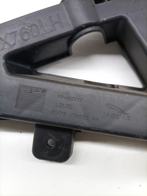 Jaguar XE (2015–2026) Rear bumper bracket GX7317A882AA - 3
