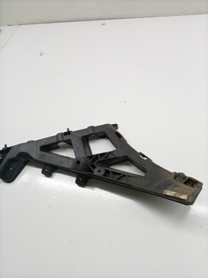 Jaguar XE (2015–2026) Rear bumper bracket GX7317A882AA - 4
