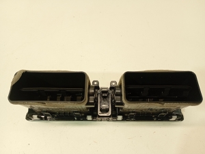 Mazda 3 (2013–2018) Dashboard air vent grilles bhn26491x - 4