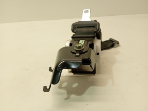 Mazda 3 (2013–2018) Rear seat belt bhs2 - 5