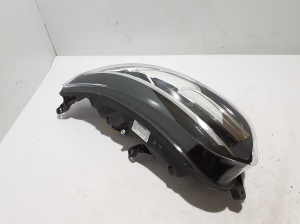 RENAULT Kadjar (2015–2026) Esituli 260608385R - 2