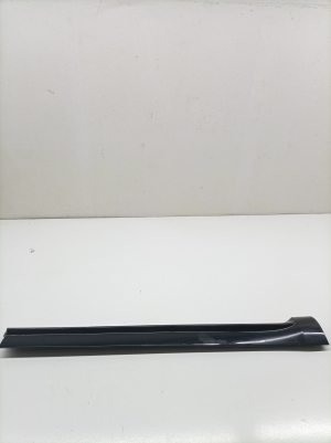   Rear side door molding  - 7N0854950 