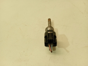 Mazda 3 (2013–2018) Fuel injector pe0113250b - 4
