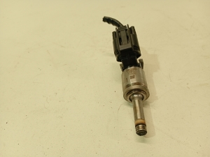 Mazda 3 (2013–2018) Fuel injector pe0113250b - 2