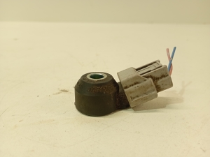 Mazda 3 (2013–2018) Knock sensor pe0141 - 2