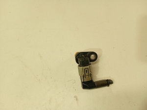   Crankshaft position sensor  - pe0118221 