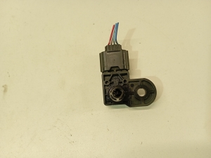 Mazda 3 (2013–2018) Sonstiger Sensor pe02k3239 - 4